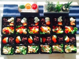 สูตร DietBox : ปลาดอลลี่ย่าง ผัดพริกหยวก 3 สี และ อกไก่ย่างกระเทียม