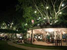 พาไปเที่ยว => ร้านหน้ามน หนมหวาน Namon Nomwan