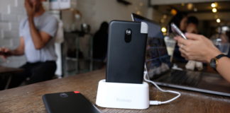 รีวิว Power Bank มีแท่นชาร์จ มีสายในตัว Yoobao Share Series 8,000 & 16,000 mAh