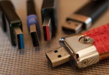 ผู้คิดค้นพอร์ต USB อธิบายเหตุผลที่ไม่ทำให้ USB เสียบกลับด้านได้ USB